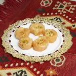 Esoaret Alset With Pistachio